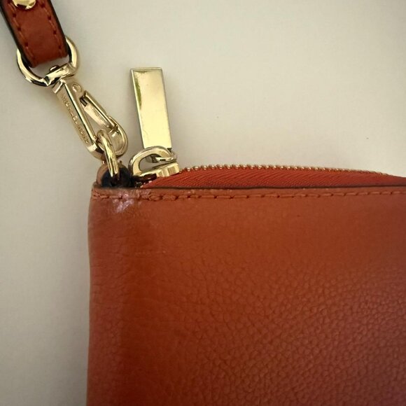 Pre-Owned Michael Kors Jet-Set Travel Wallet - Picture 10 of 11